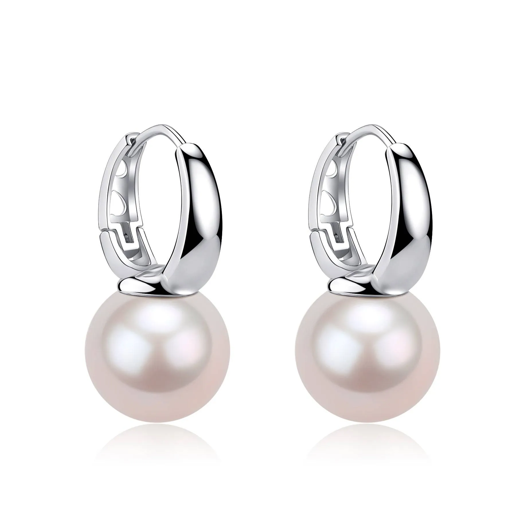 11-12mm Freshwater Pearl & Round Hoop Earrings