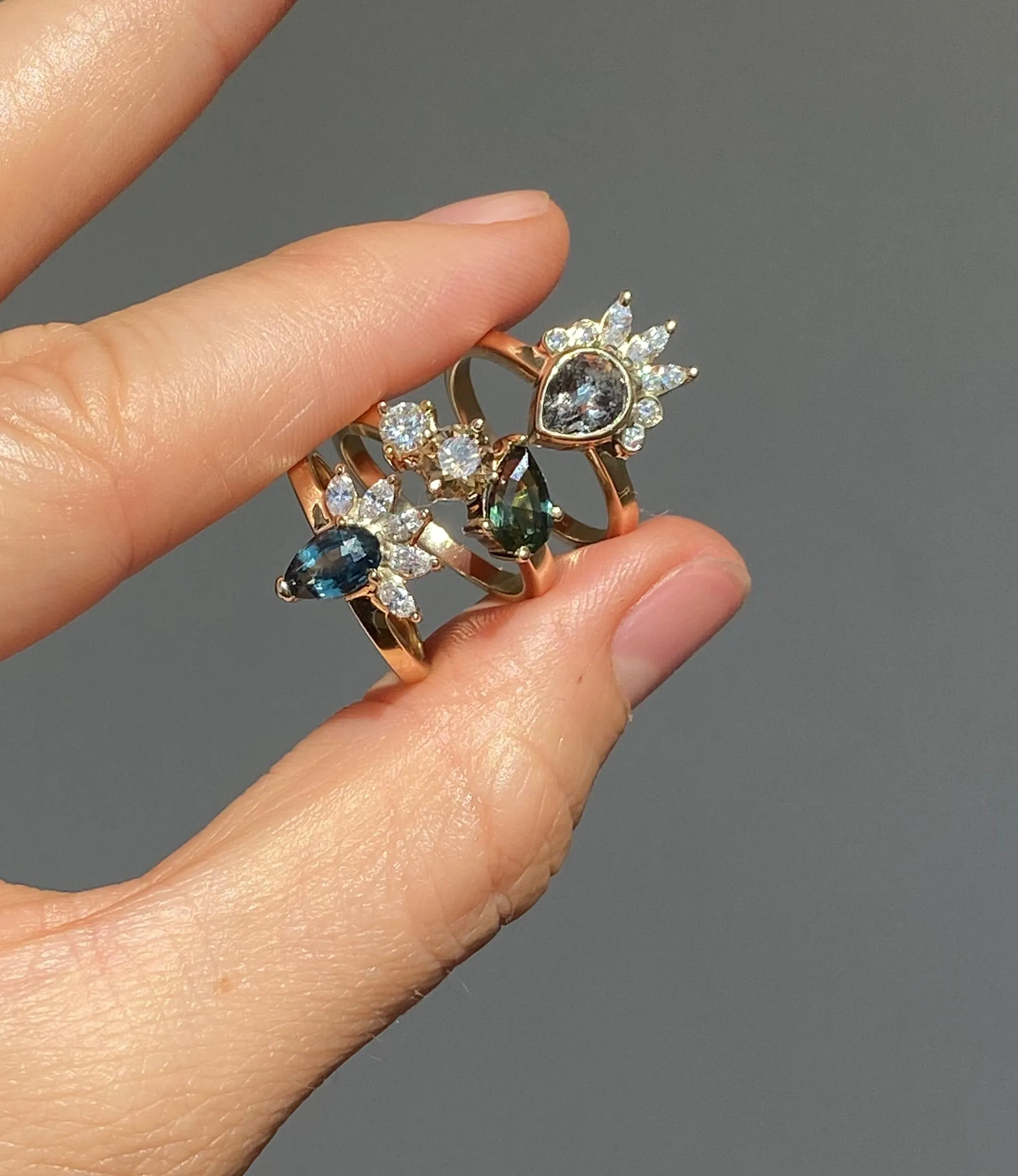 14k Yellow Gold Sapphire & Ombre Diamond Cluster Ring