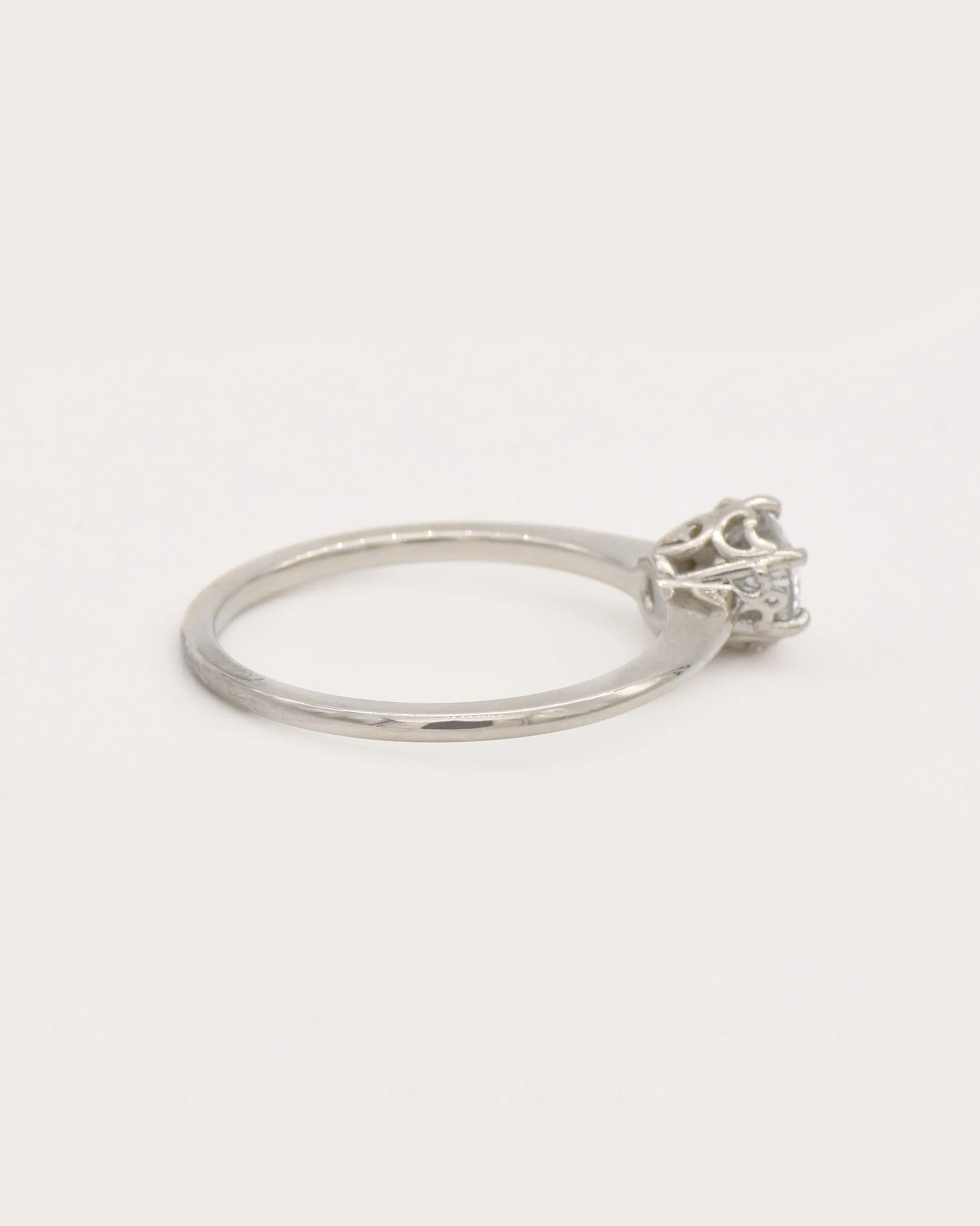 Alba Ring – 0.50ct White Gold