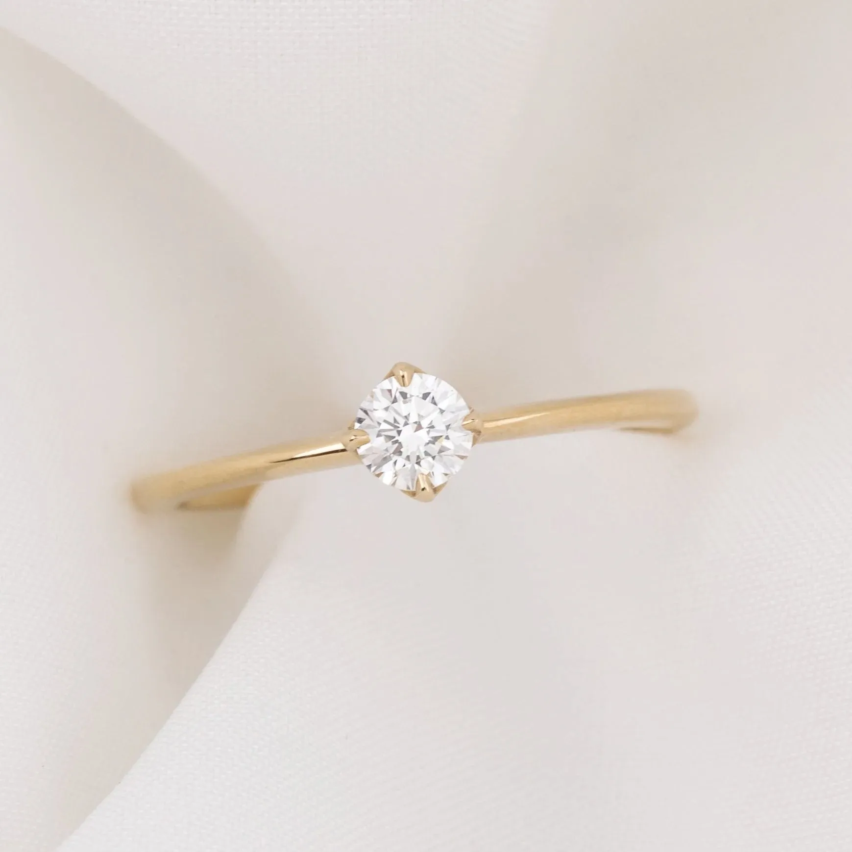 Alice Ring, 0.25ct Brilliant Cut Diamond, 14k Yellow Gold (One of a kind)