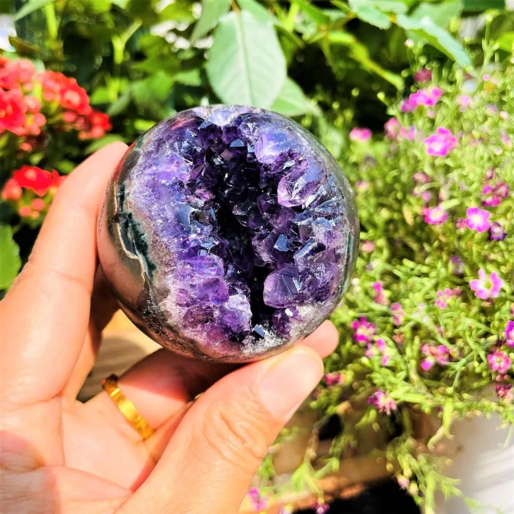 Amethyst Geode Sphere (Item #0088)