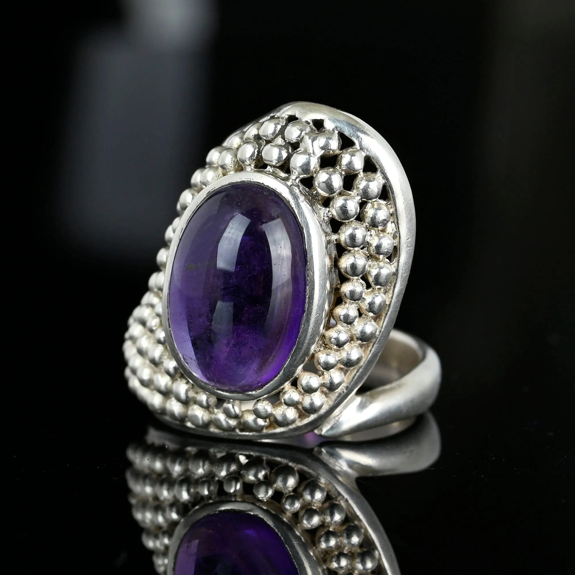 Bold Vintage Silver Amethyst Cabochon Snake Ring