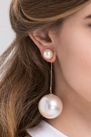 Fatima Almomen - Pearl Drop Earrings