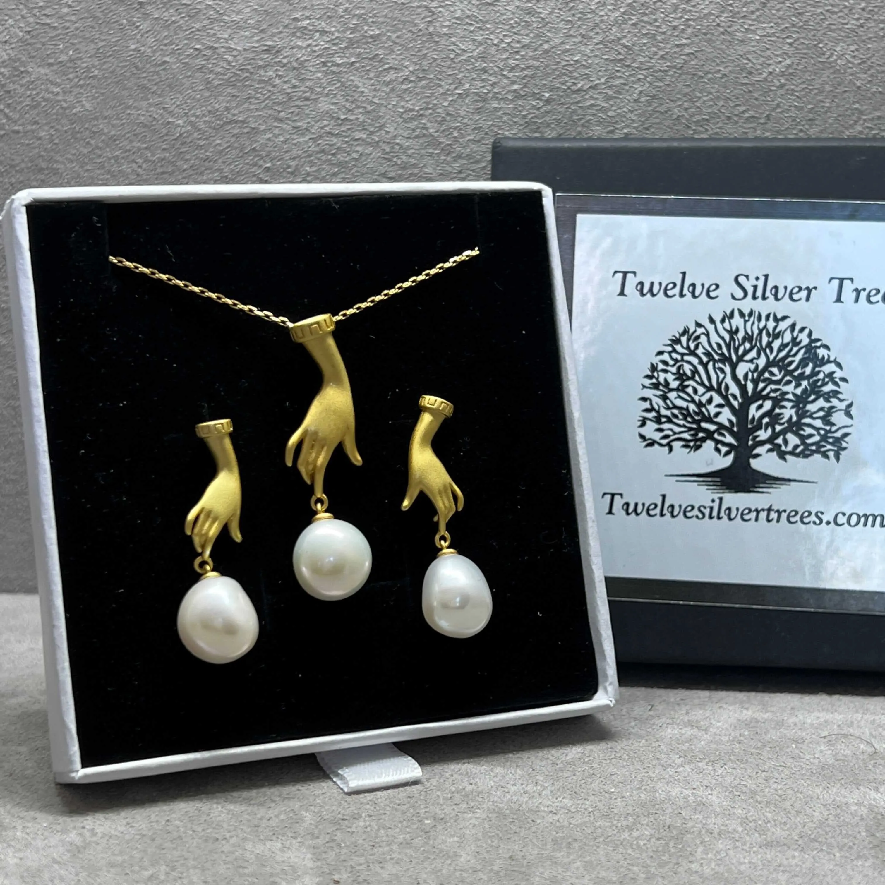 Freshwater Pearl & Sterling Silver Hand Pendant & Earrings