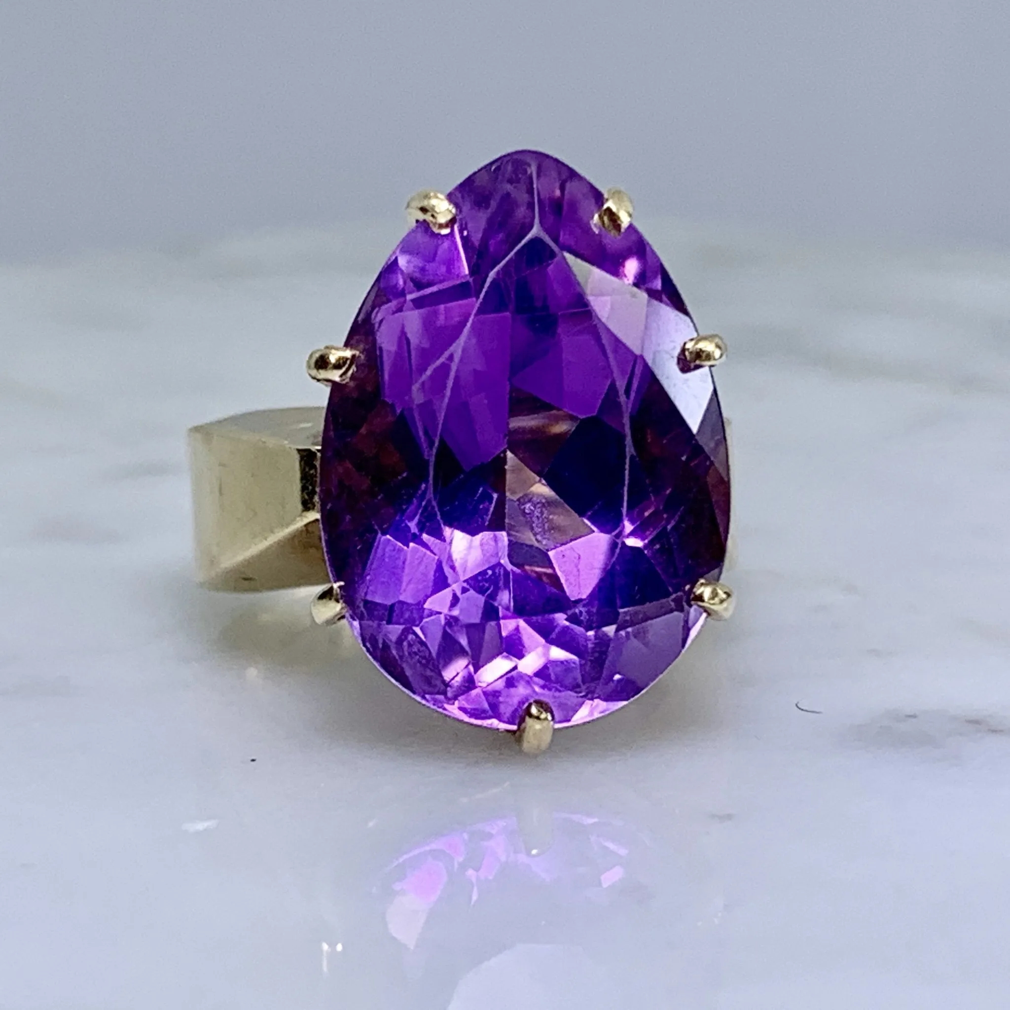 Vintage Amethyst Ring in a 10K Yellow Gold Solitaire Setting. February Birthstone. 6th Anniversary.